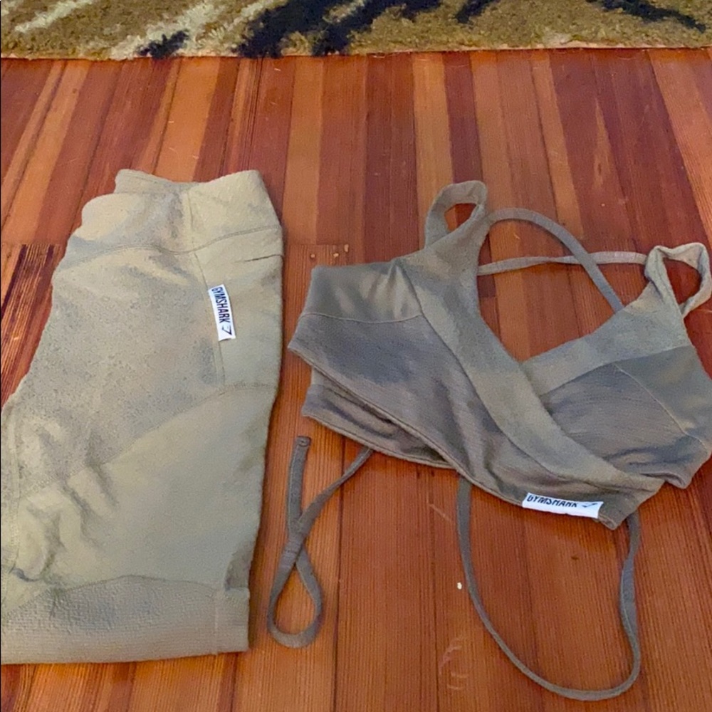 Olive gymshark set